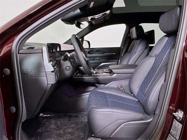 New 2025 Cadillac Escalade IQ Luxury 1 w/ Smart Trailering package image 12