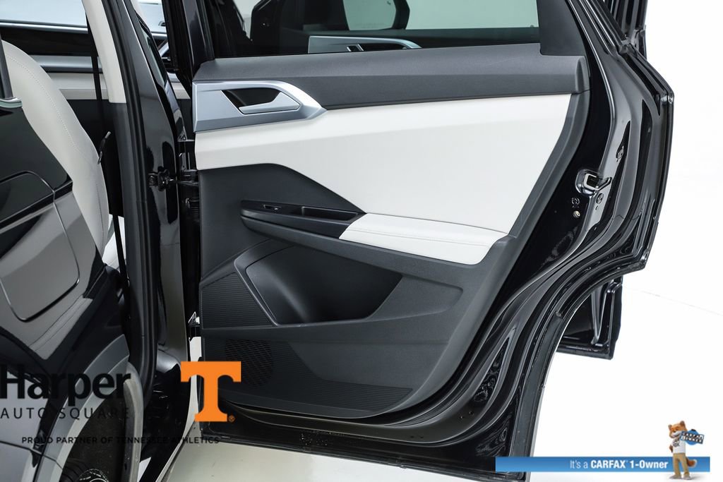 Used 2025 Volkswagen Taos SE image 67