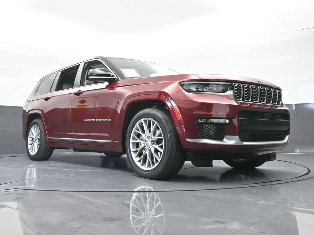 Used 2023 Jeep Grand Cherokee L Summit w/ Luxury Tech Group V AWD/4WD image 72
