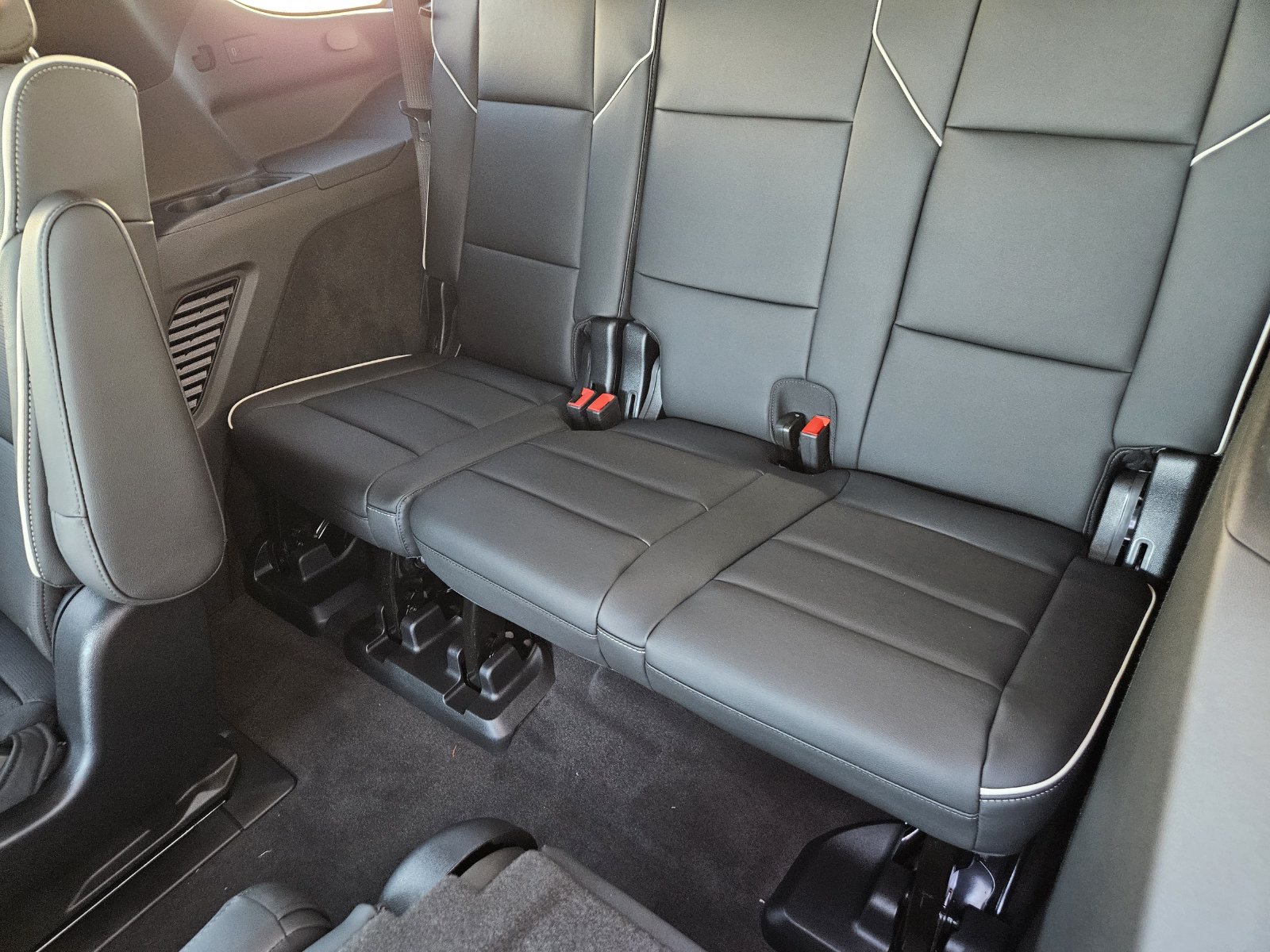 New 2027 Cadillac Escalade Sport w/ Touring Package AWD/4WD image 25