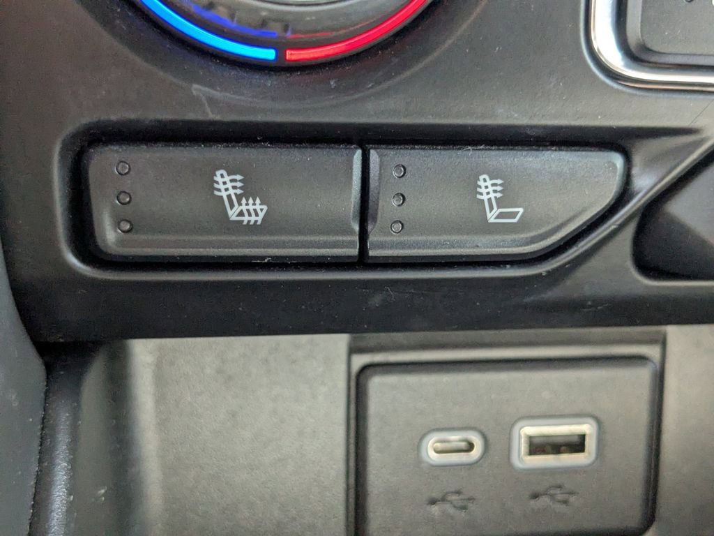 Used 2022 Chevrolet Tahoe LT w/ Luxury Package image 17