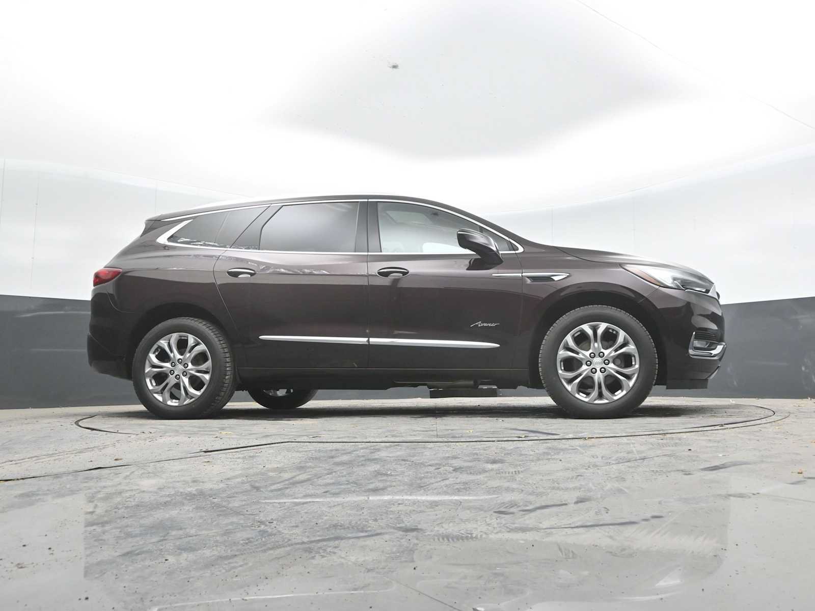 Used 2020 Buick Enclave Avenir w/ Avenir Technology Package AWD/4WD image 51