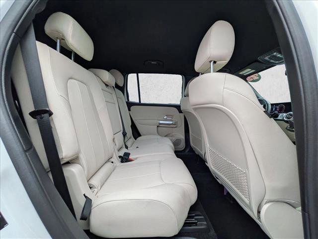 Certified 2025 Mercedes-Benz GLB 250 image 19