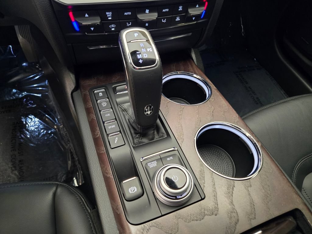 Used 2023 Maserati Quattroporte GT RWD image 40