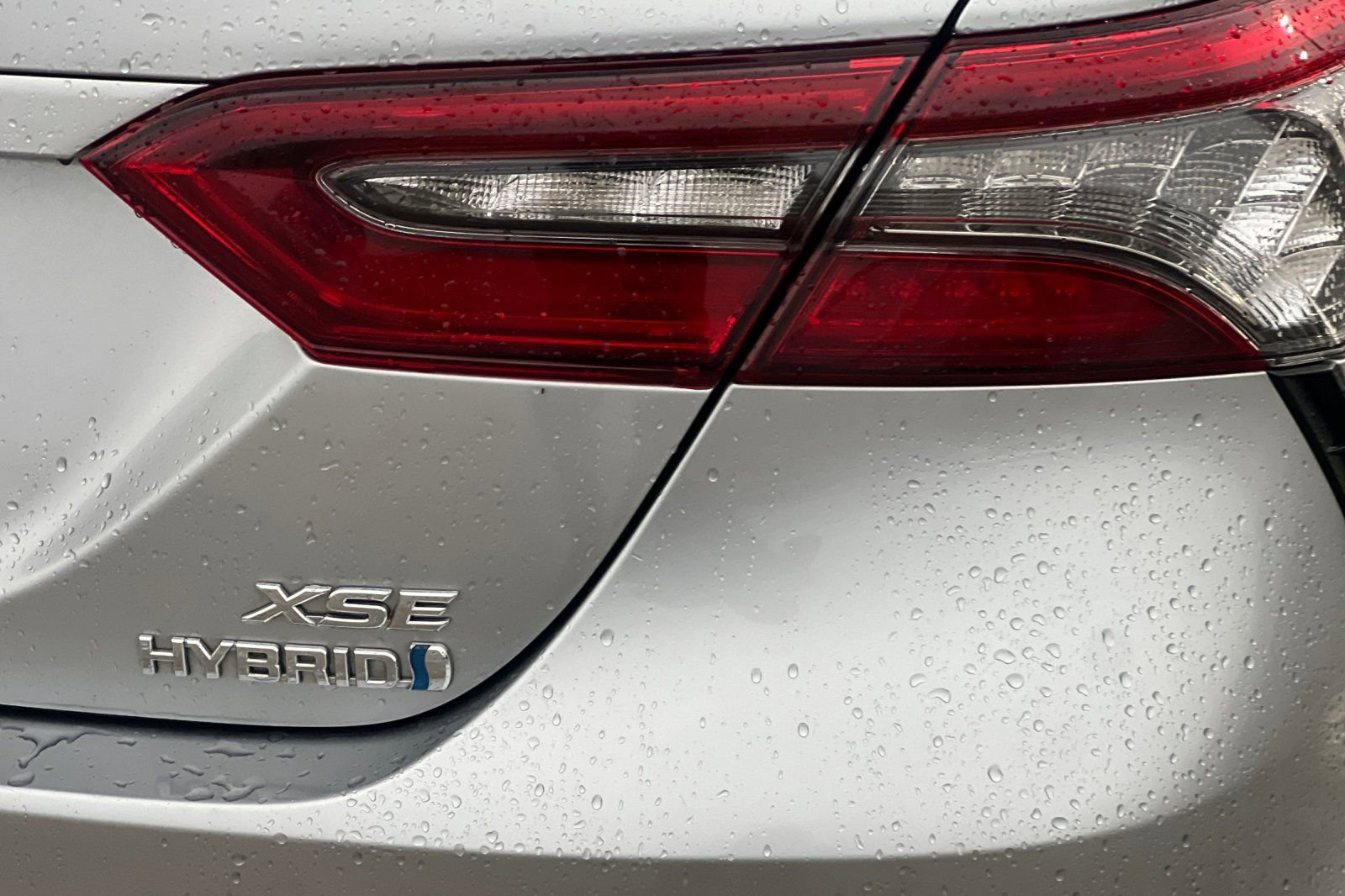 Used 2021 Toyota Camry XSE w/ Navigation Upgrade Package image 23