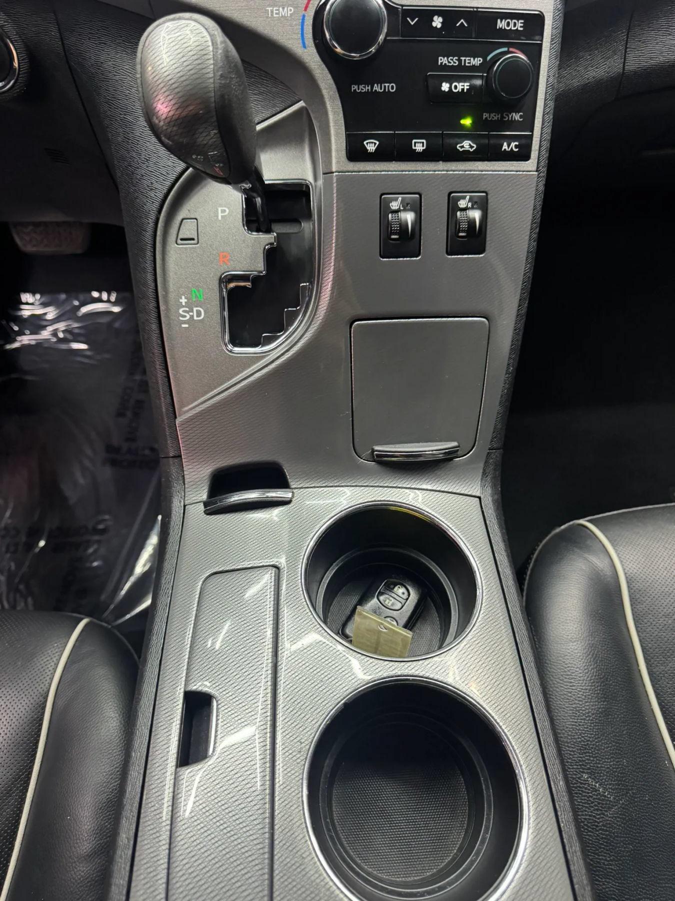 Used 2015 Toyota Venza XLE FWD image 18