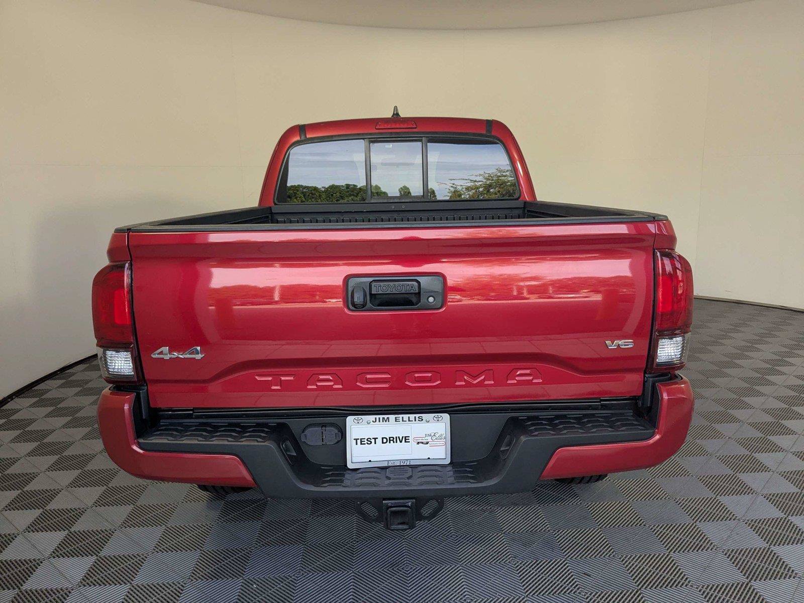 Certified 2023 Toyota Tacoma SR AWD/4WD image 6