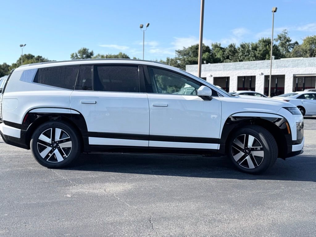 New 2026 Hyundai Ioniq 9 SEL image 8