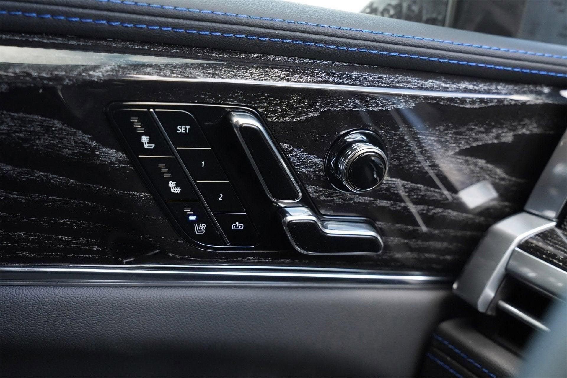 New 2026 Cadillac Escalade IQL Sport 1 w/ LPO, ONYX Package image 94