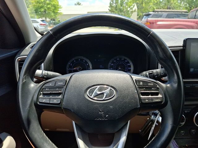 Used 2021 Hyundai Venue SEL w/ Cargo Package FWD image 22