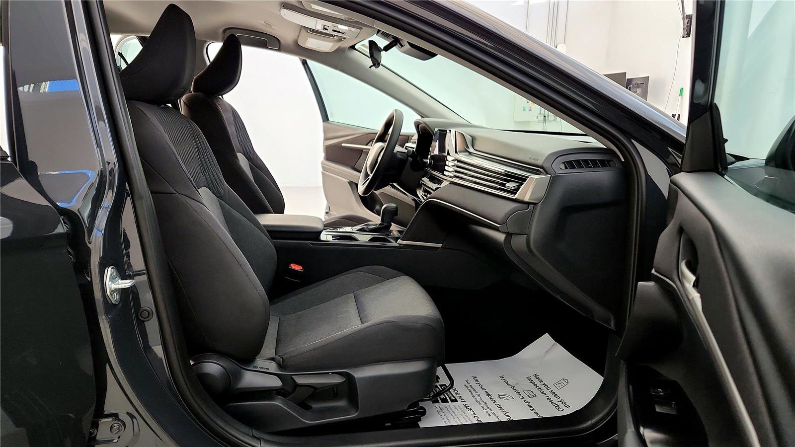 Used 2025 Toyota Camry LE image 17