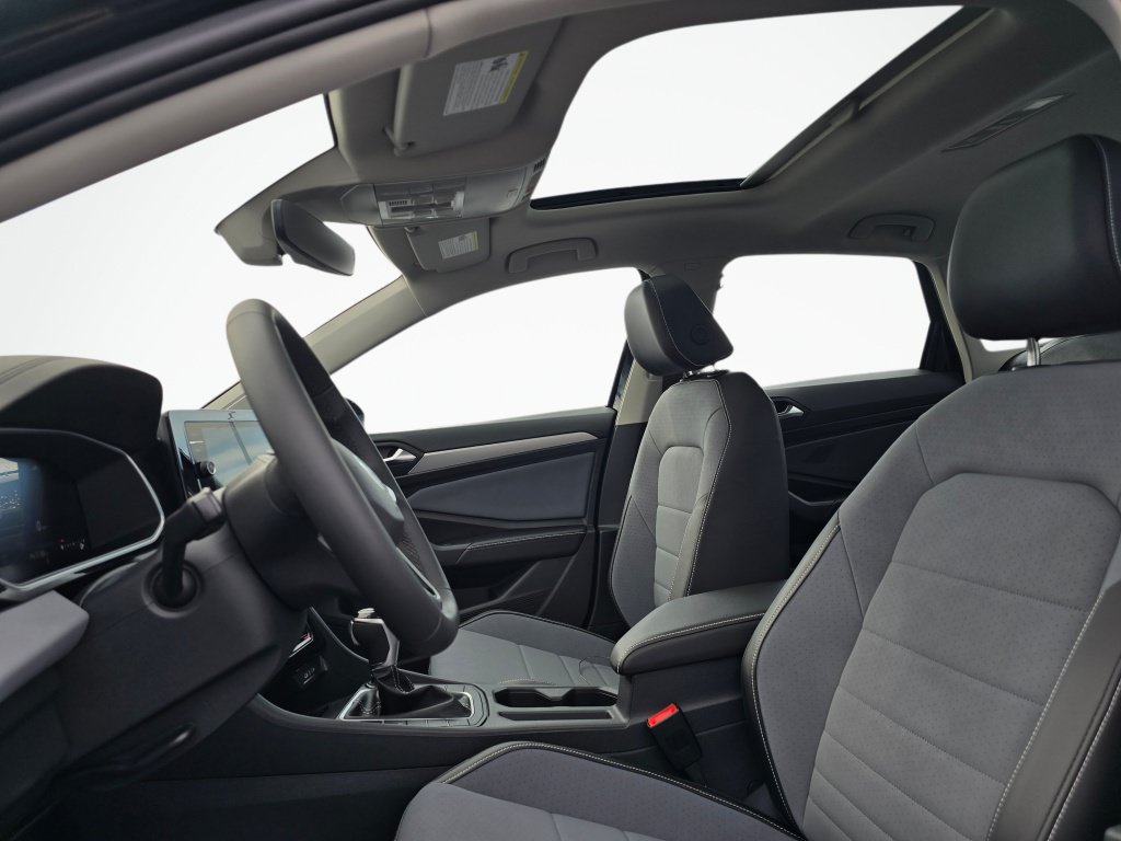 New 2026 Volkswagen Jetta SE FWD image 19