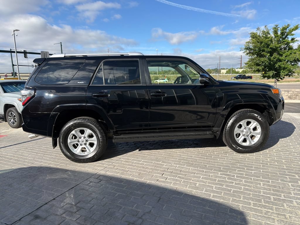 Used 2018 Toyota 4Runner SR5 Premium AWD/4WD image 6