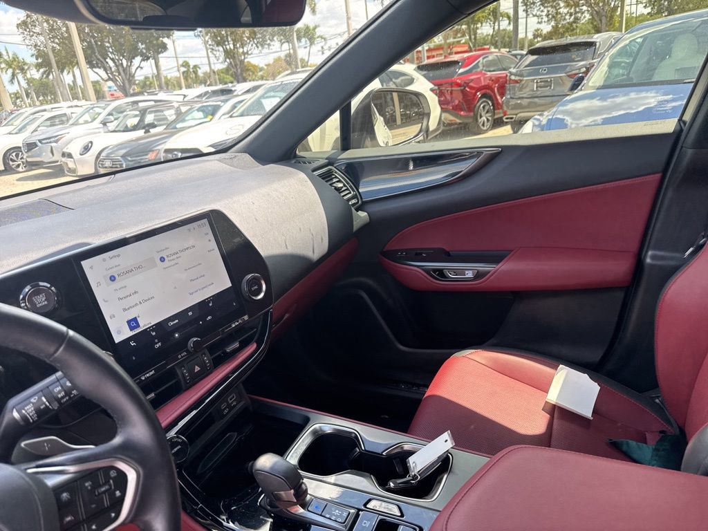 Certified 2024 Lexus NX 250 FWD w/ Towing Package (2000 Lbs) image 27