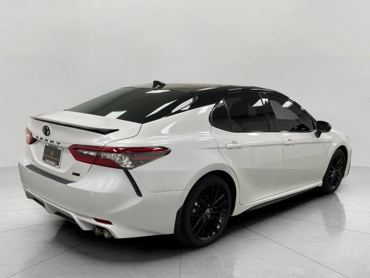 Used 2024 Toyota Camry XSE w/ Navigation Package FWD image 4