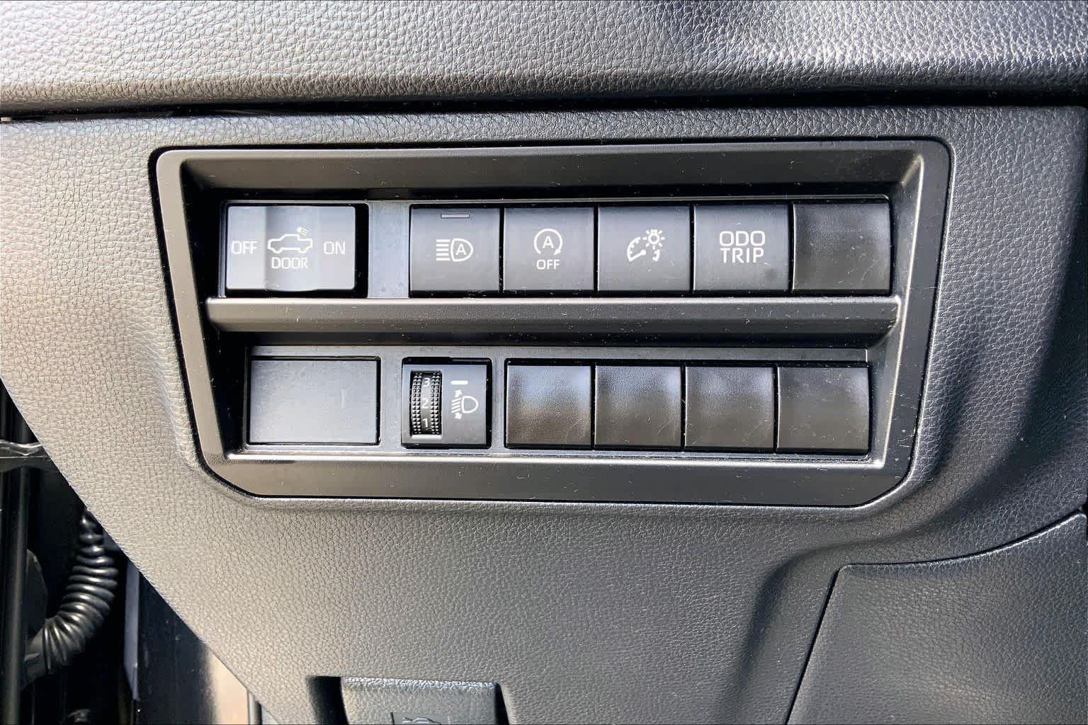Used 2023 Toyota Tundra SR5 AWD/4WD image 33