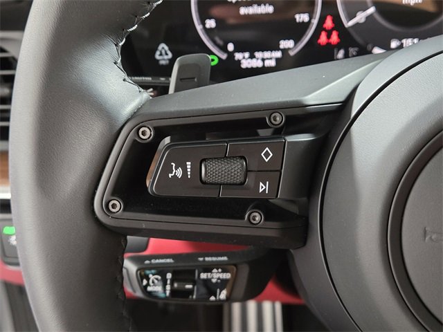 Used 2025 Porsche 911 Carrera image 35