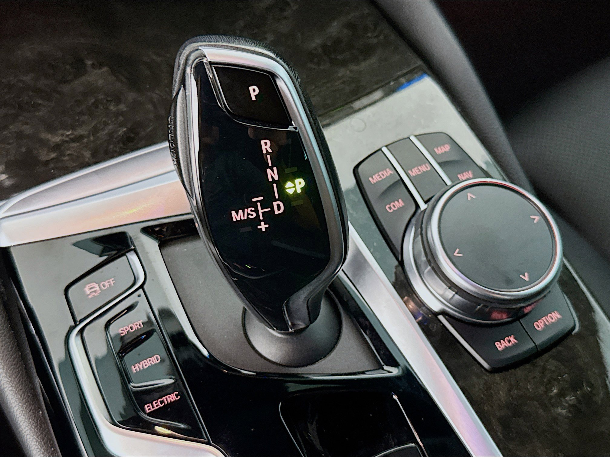 Used 2023 BMW 530e 530e w/ Premium Package image 19