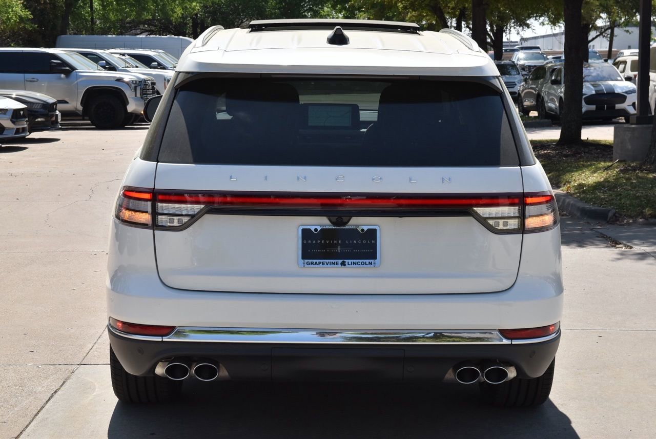 New 2026 Lincoln Aviator Reserve image 8