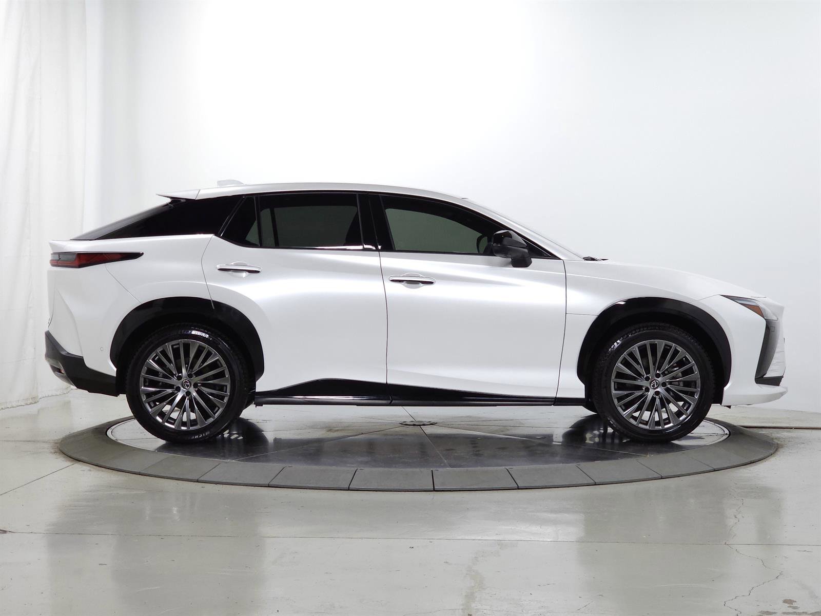 Used 2024 Lexus RZ 450e Premium w/ Cold Area Package AWD/4WD image 12