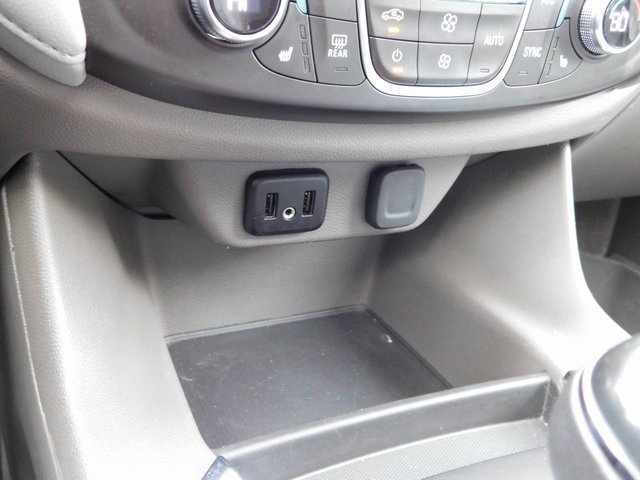 Used 2018 Chevrolet Traverse LT w/ LPO, Floor Liner Package image 45