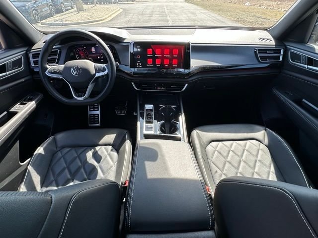 New 2026 Volkswagen Atlas Cross Sport SEL Premium R-Line image 31