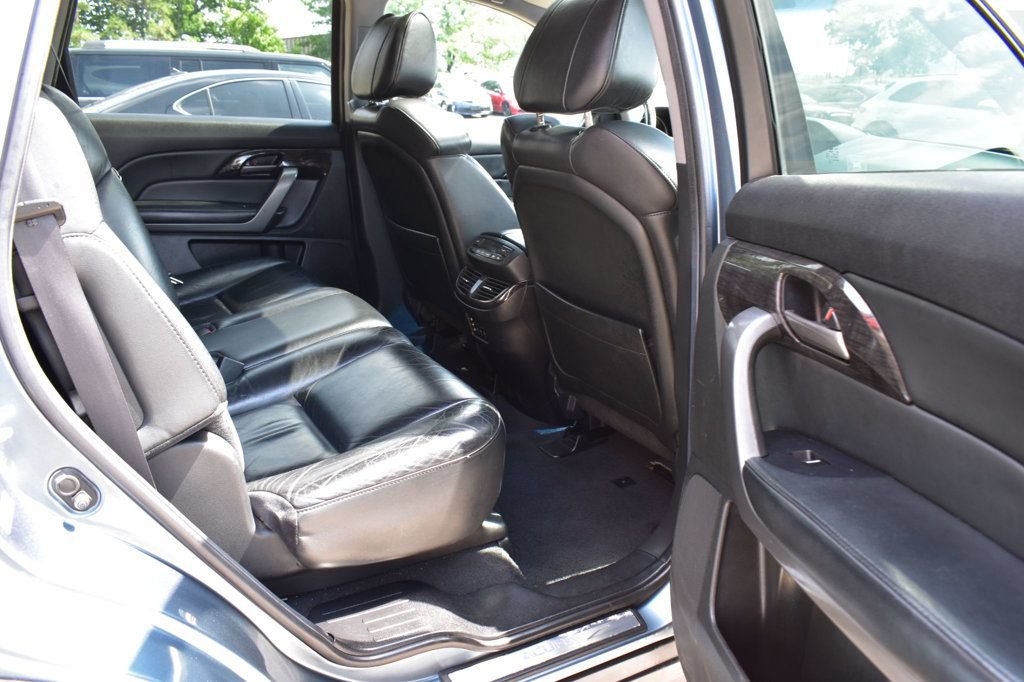 Used 2007 Acura MDX w/ Tech & Entertainment Pkg AWD/4WD image 16