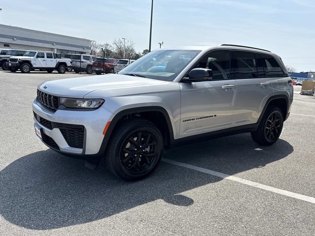 New 2026 Jeep Grand Cherokee Altitude AWD/4WD image 7