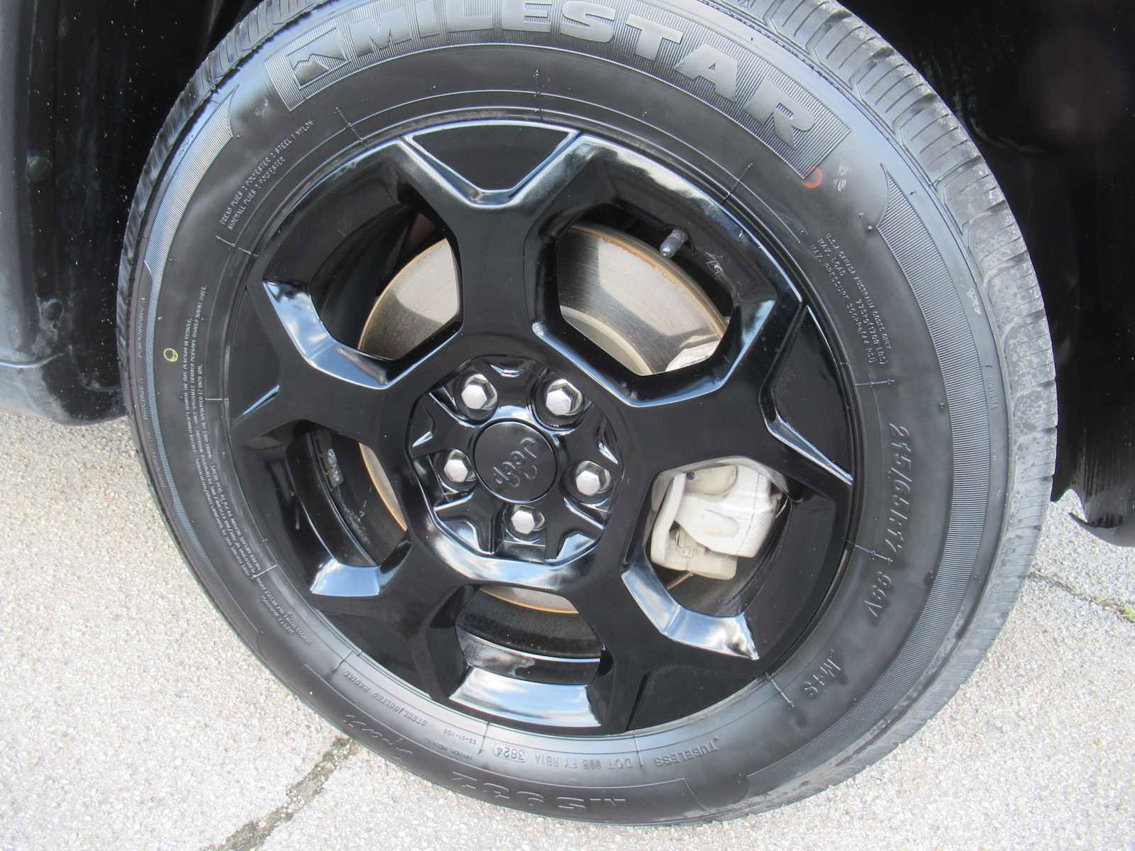 Used 2023 Jeep Compass Trailhawk image 11