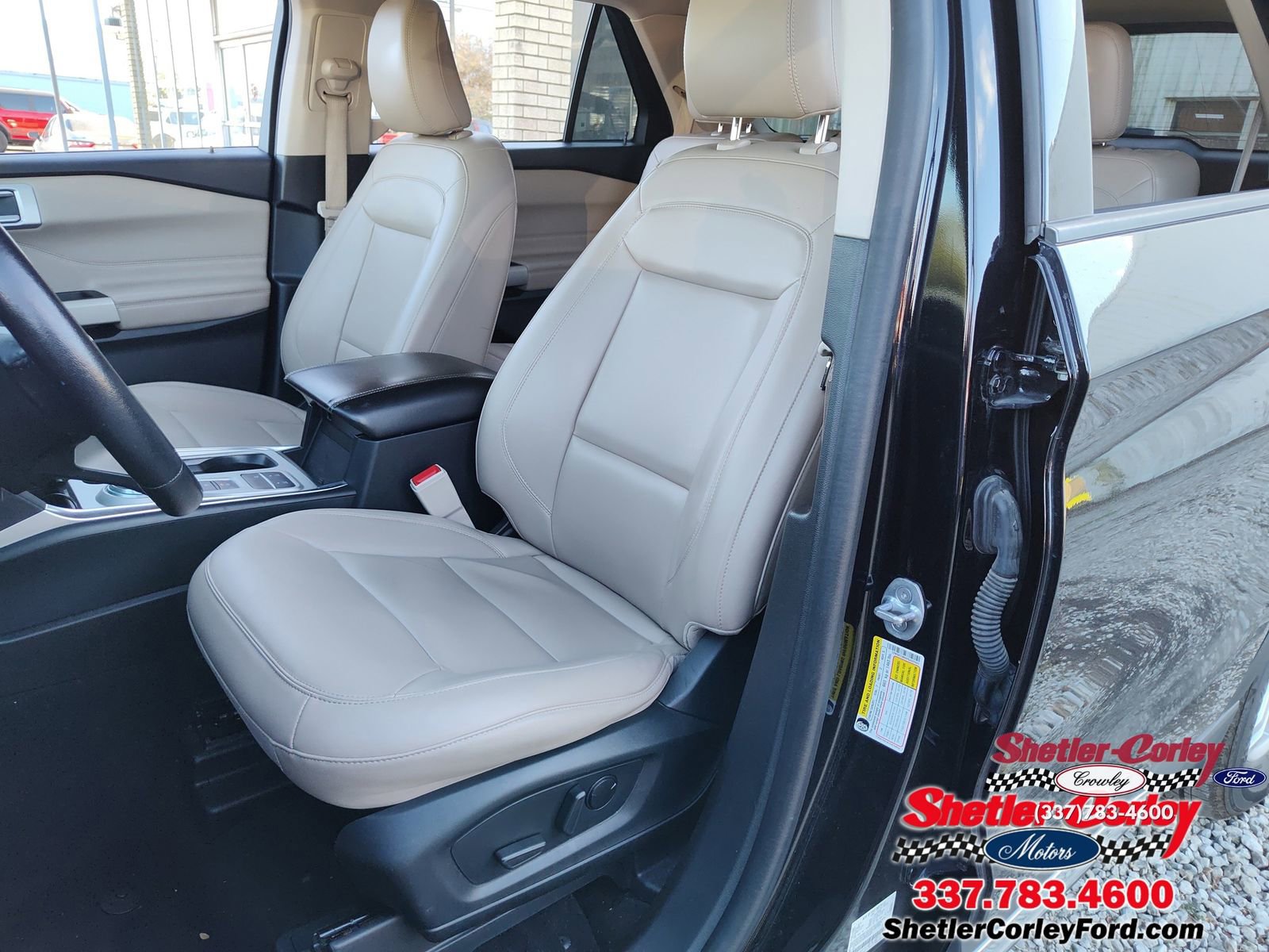 Used 2023 Ford Explorer XLT w/ Equipment Group 202A image 20