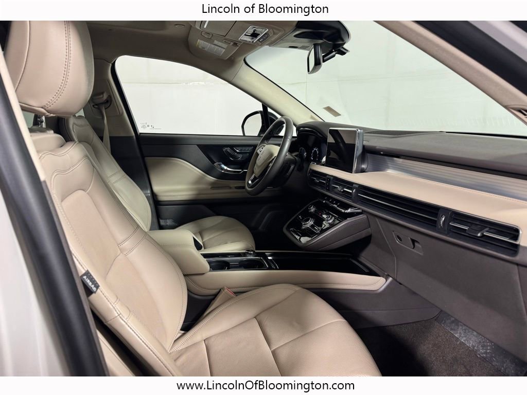 Certified 2022 Lincoln Corsair AWD w/ Premium Package image 18
