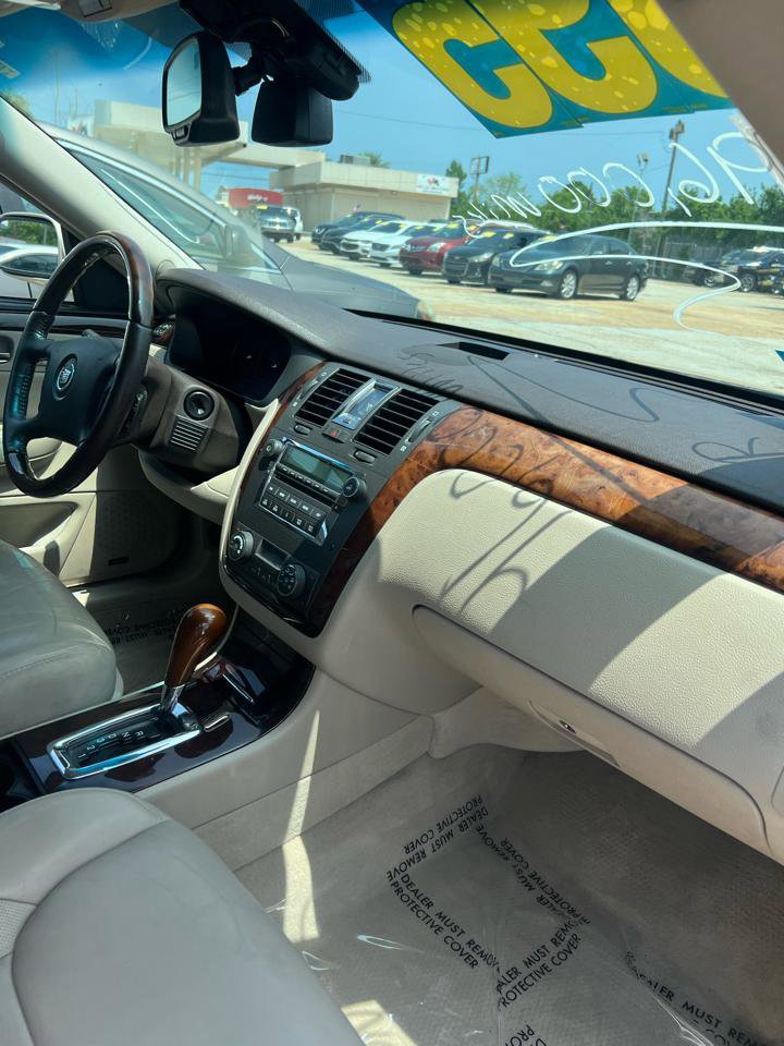 Used 2008 Cadillac DTS Luxury II FWD image 9
