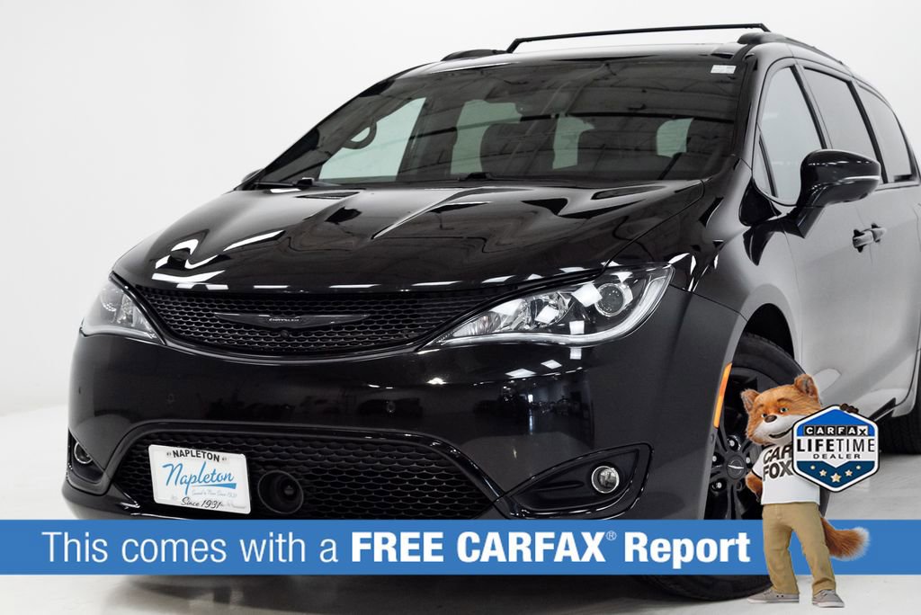 Used 2020 Chrysler Pacifica Limited FWD image 2