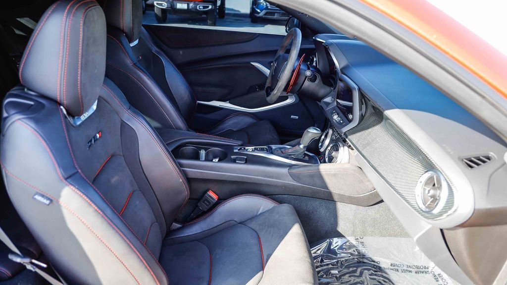 Used 2022 Chevrolet Camaro ZL1 image 17
