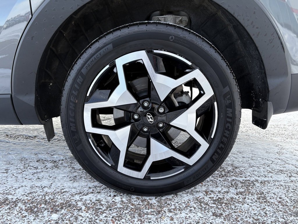 Used 2024 Hyundai Santa Cruz Limited image 9