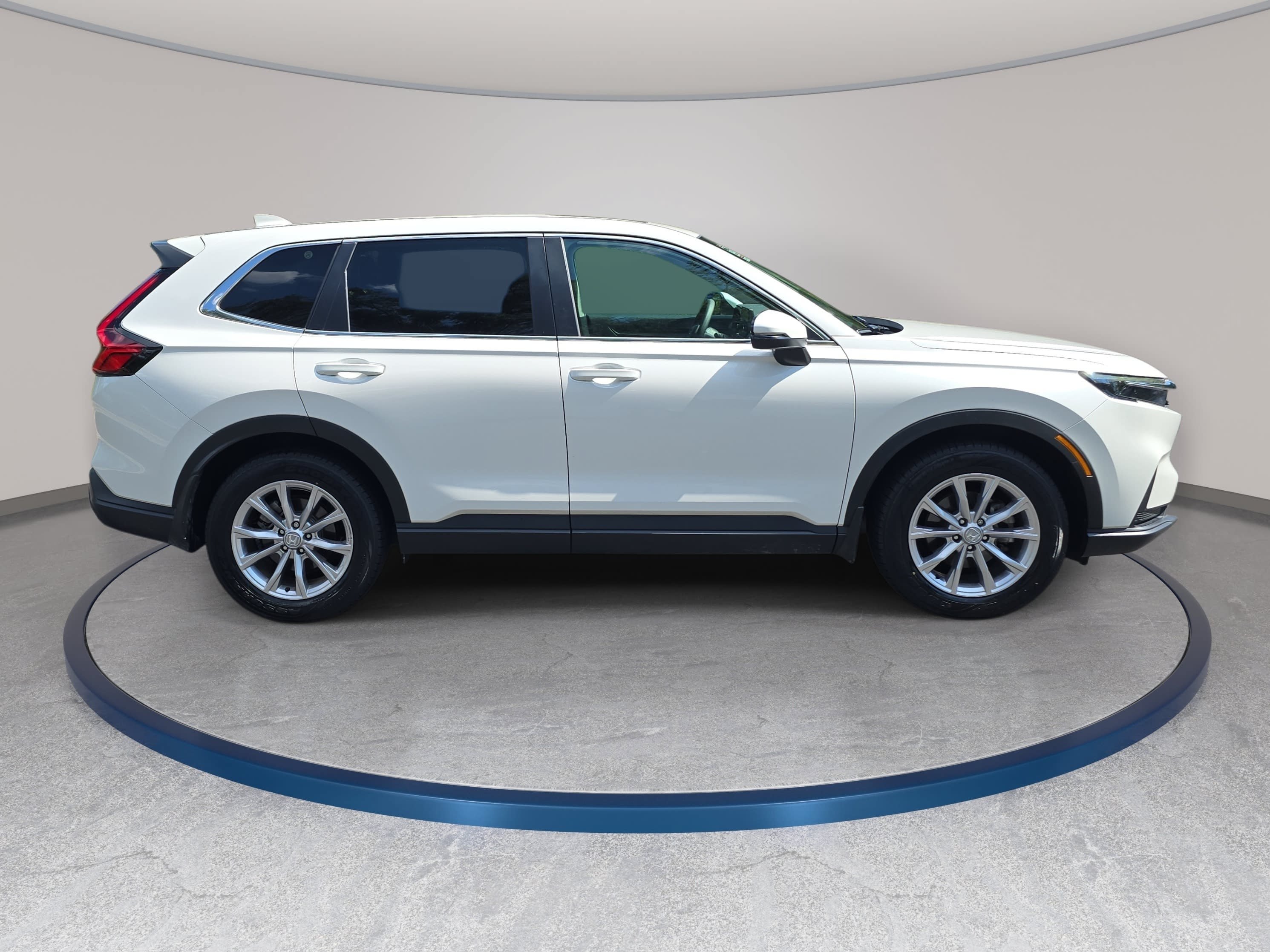 Certified 2024 Honda CR-V EX image 4