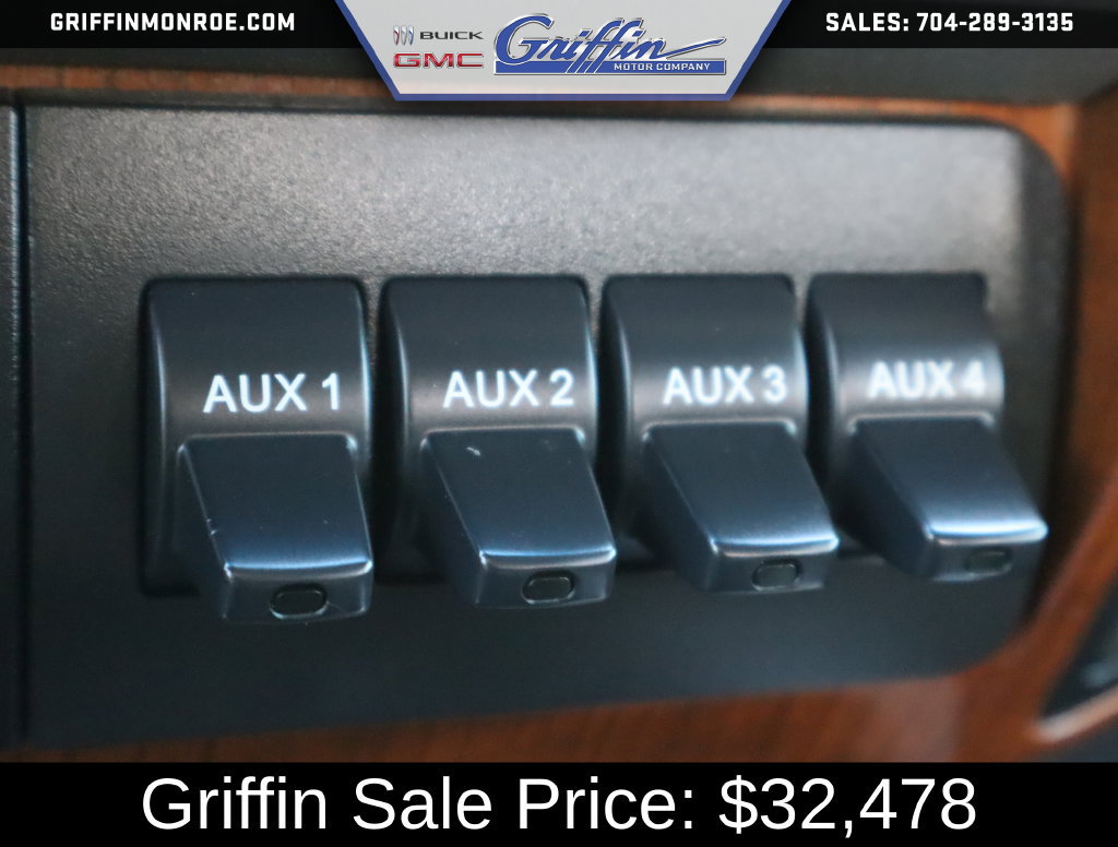 Used 2015 Ford F250 King Ranch w/ FX4 Off-Road Package AWD/4WD image 41