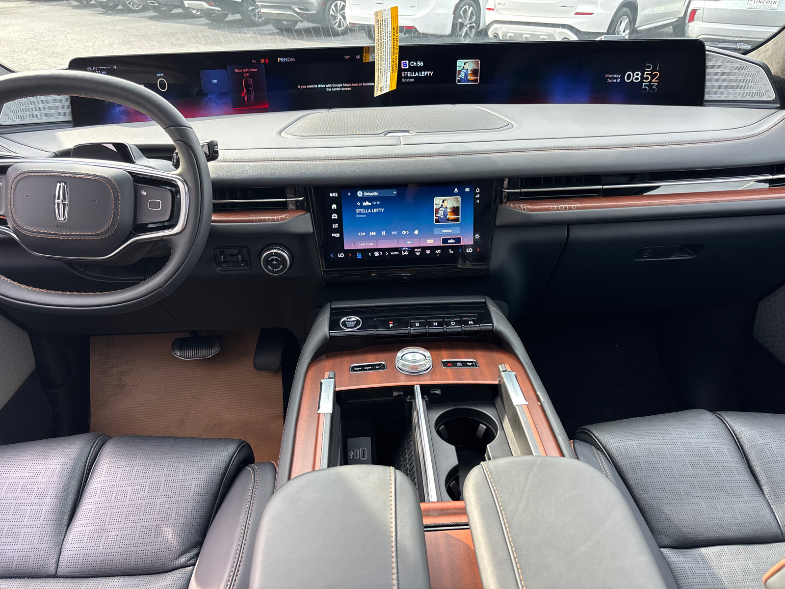 New 2026 Lincoln Navigator L Black Label AWD/4WD image 28