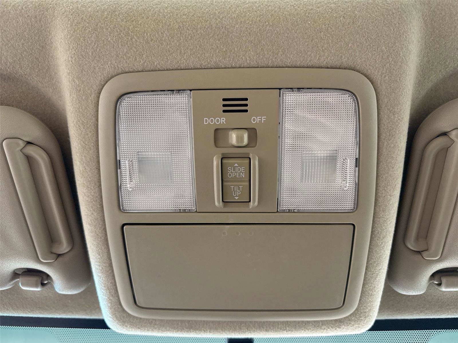 Used 2012 Toyota RAV4 Limited image 38