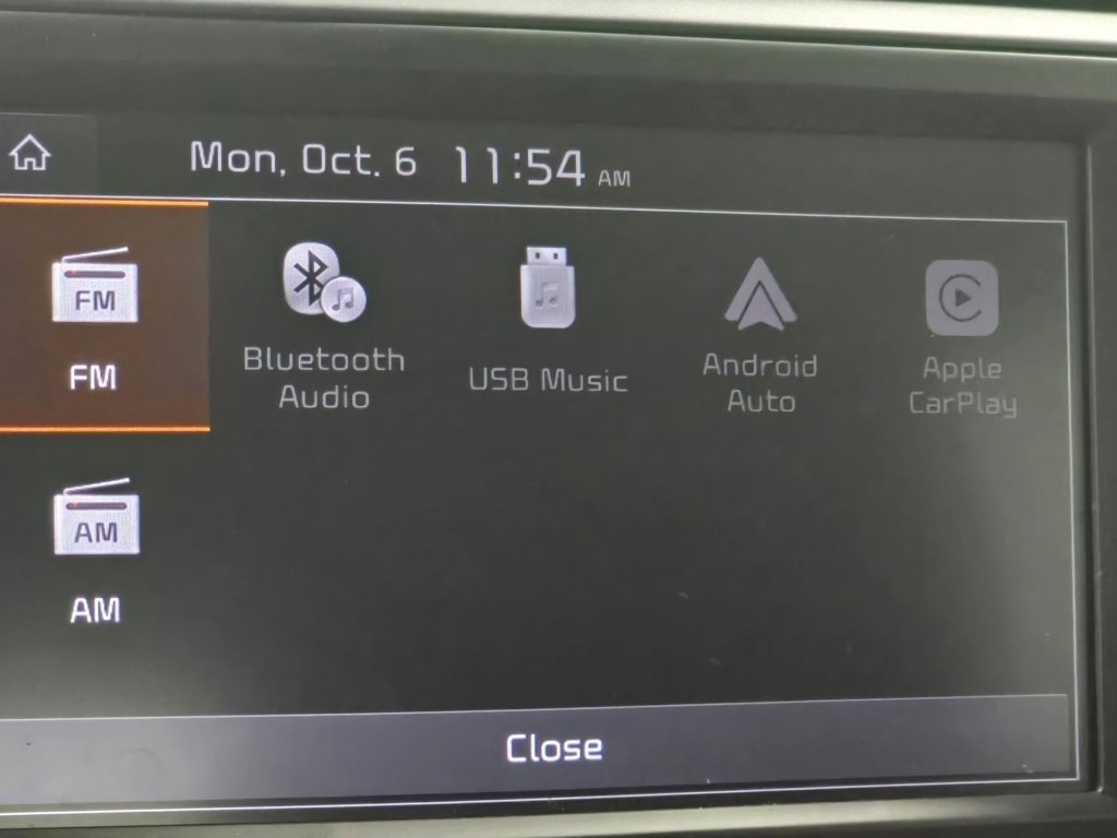 Used 2023 Kia Soul LX w/ LX Technology Package image 4