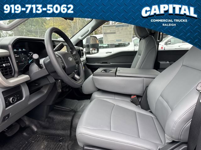 New 2026 Ford F250 XL w/ XL Chrome Package image 19