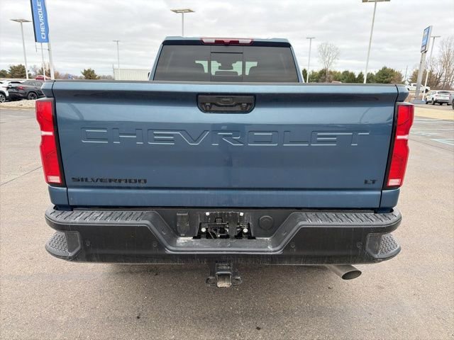 Used 2025 Chevrolet Silverado 2500 LT w/ Trail Boss Package image 6