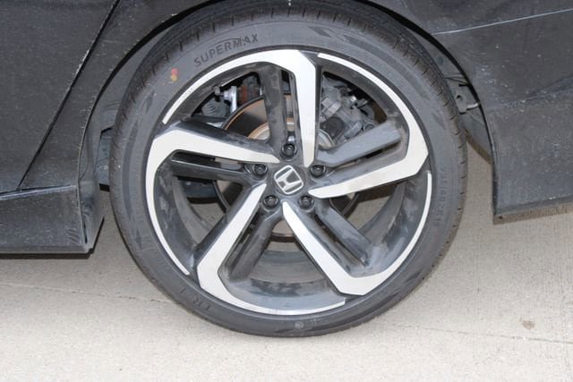 Used 2021 Honda Accord Sport image 24