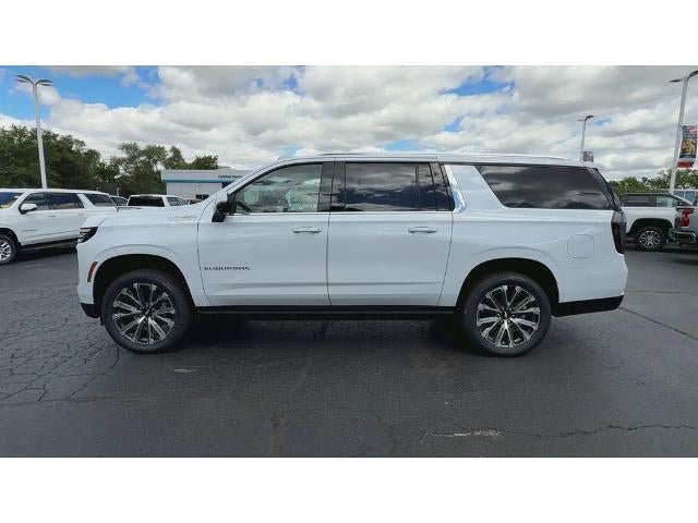 New 2026 Chevrolet Suburban High Country AWD/4WD image 5