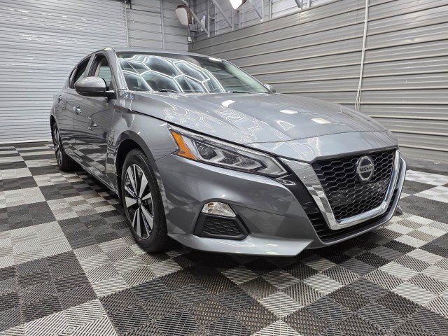 Used 2022 Nissan Altima 2.5 SV w/ SV Premium Package AWD/4WD image 4