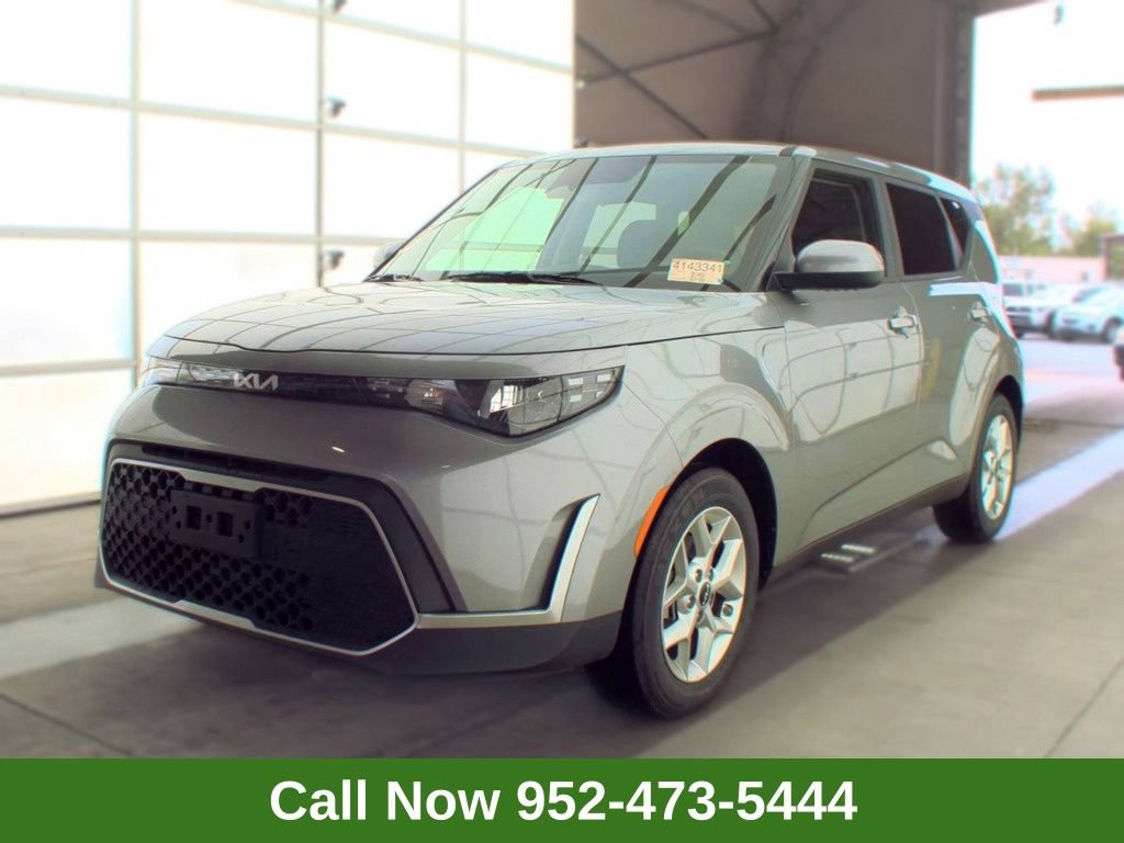 Used 2025 Kia Soul LX w/ LX Technology Package