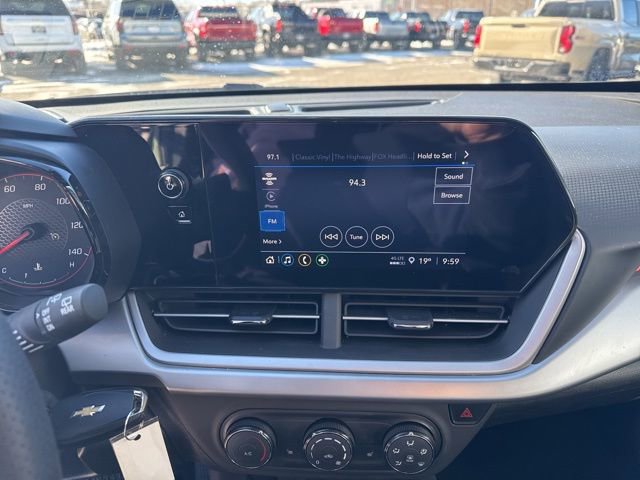 Used 2024 Chevrolet Trax RS w/ Driver Confidence Package image 10