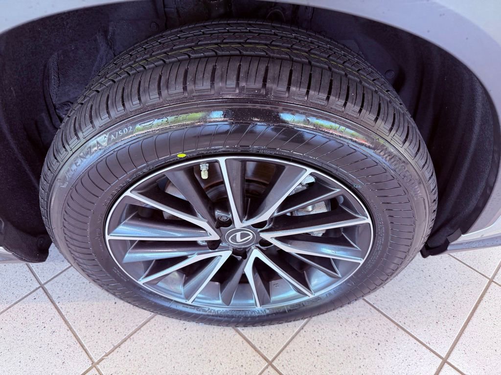 Used 2023 Lexus NX 350 AWD image 18