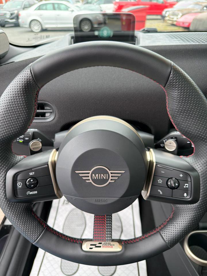 Used 2025 MINI Cooper S image 40