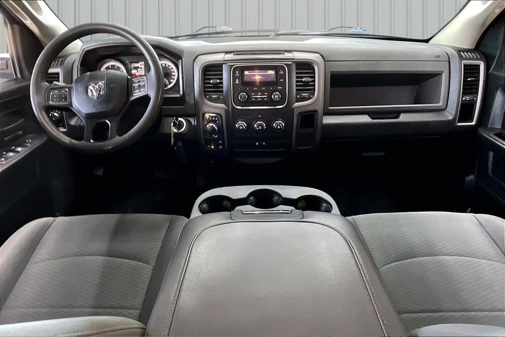 Used 2018 RAM 1500 Express AWD/4WD image 7